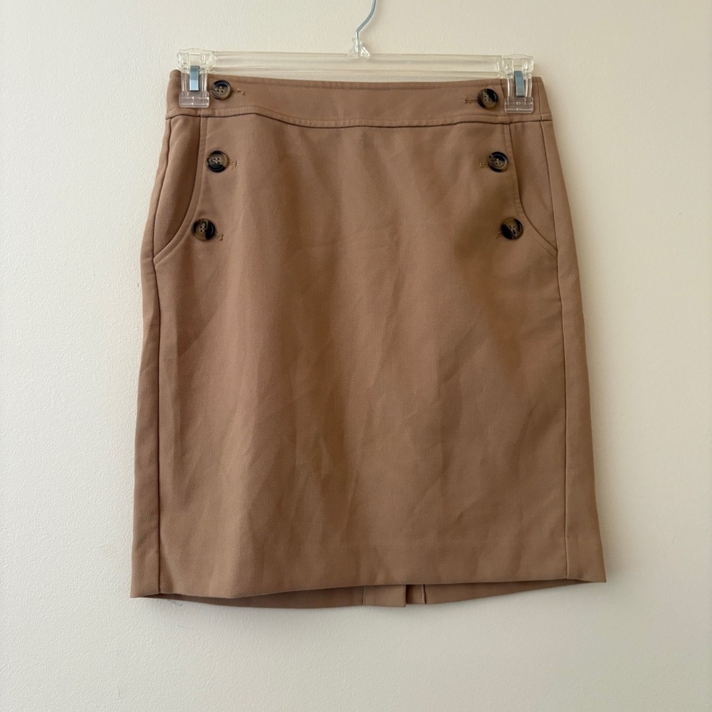 LOFT Ann Taylor Petite 4P Tan Button Detail Pencil Skirt Career